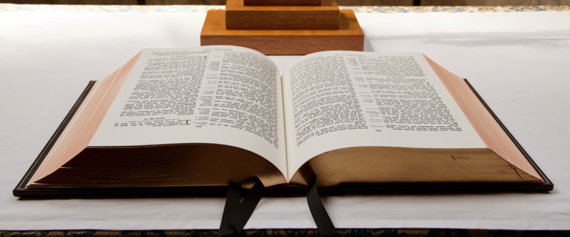 Accessing a Free Bible Online: A Comprehensive Guide for Readers